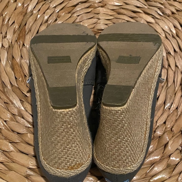 Toms Charcoal Wedge Peep-Toe Shoes - Picture 6 of 9